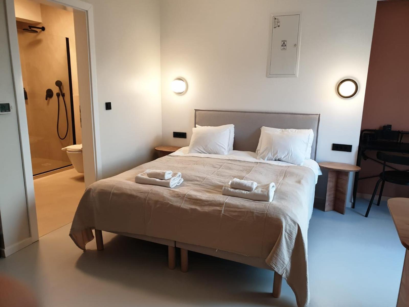 Design Rooms - Kvaternik Square Загреб Екстериор снимка